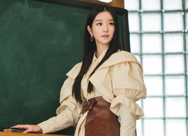 Điên nữ Seo Ye Ji dính phốt ngang ngược dù vừa trở lại sau bê bối thao túng tài tử Hạ Cánh Nơi Anh, bố mẹ còn đe dọa hàng xóm - Ảnh 1.