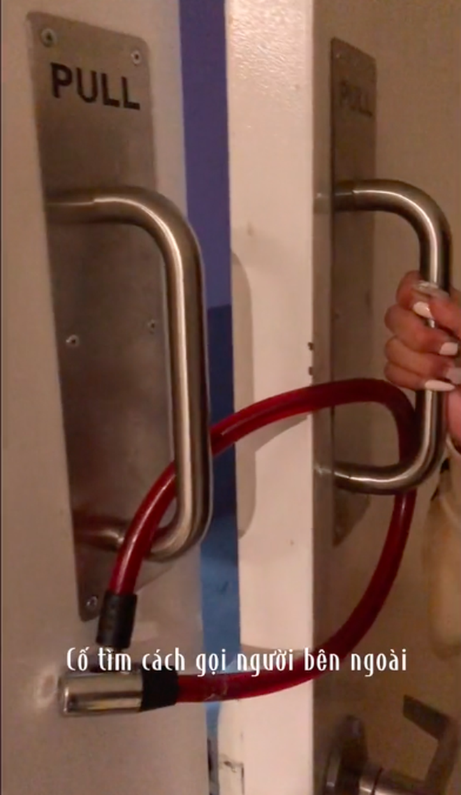 C&ocirc; g&aacute;i kể chuyện bị mắc kẹt 1 tiếng trong TTTM H&agrave; Nội: Nửa đ&ecirc;m kh&ocirc;ng một b&oacute;ng người, đột nhi&ecirc;n c&oacute; tiếng bước ch&acirc;n xuất hiện&hellip; - Ảnh 2.