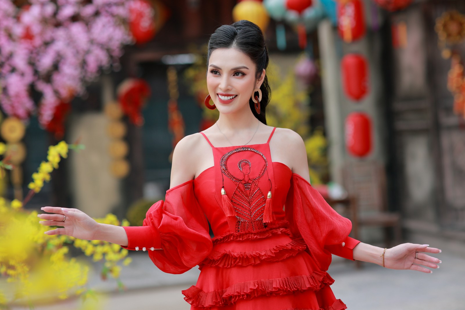 MC Kim Huyền Sâm: Mẹ là điều tuyệt vời nhất - Ảnh 1. MC Kim Huyền Sâm: Mẹ là điều tuyệt vời nhất - Ảnh 1.