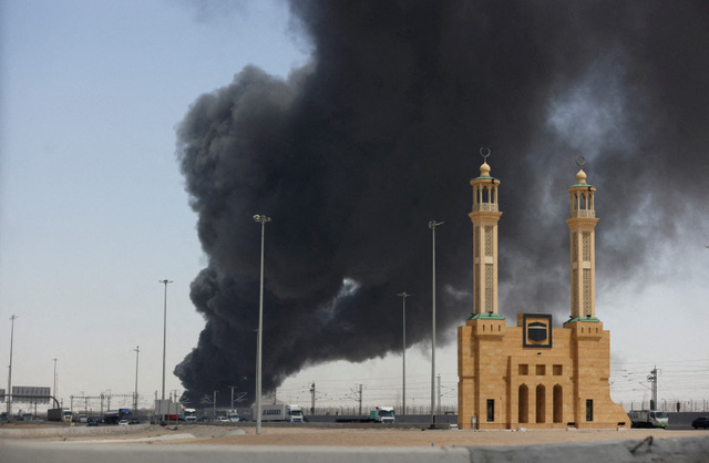 The oil depot was attacked, Saudi Arabia suddenly gained a good ally, the enemy became more isolated - Photo 1.