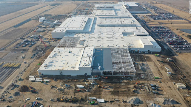 Soi quy mô nhà máy 4 tỷ USD của VinFast tại Mỹ với các ông lớn sừng sỏ khác trong ngành xe điện - Ảnh 5.