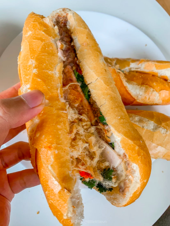 Tiệm bánh mì ngon nhất Đà Lạt được lăng xê bởi Hà Tăng: Bán 3 tiếng hết hàng, bất ngờ nhất là mức giá - Ảnh 7.