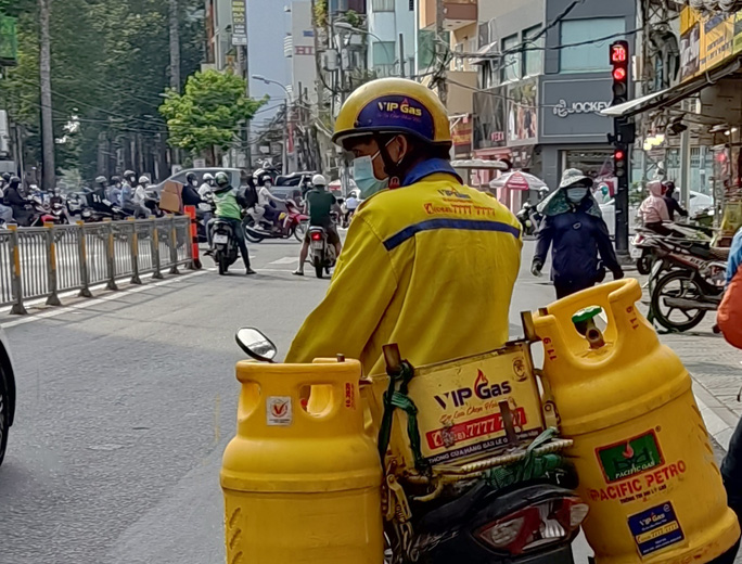 Giá gas tháng 4 lại lập kỷ lục mới  - Ảnh 1.