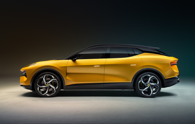 Ra mắt Lotus Eletre - SUV mang tham vọng thành Porsche của người Anh, giá bằng nửa Lamborghini Urus - Ảnh 4.