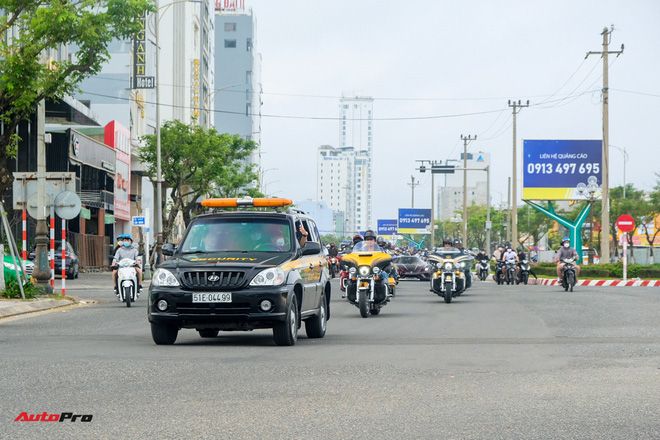 Show diễn siêu xe hơn 600 tỷ đồng chính thức khởi hành: Koenigsegg dẫn đoàn, quy tụ nhiều đại gia chơi xe nức tiếng tại Việt Nam - Ảnh 16.