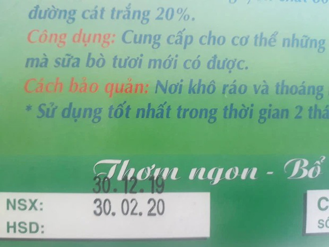  Khui gói bánh ra ăn, cô gái bắt gặp một dòng chữ liền bụm miệng cười cả buổi, dân mạng nhìn mãi mới đoán ra lý do - Ảnh 3.