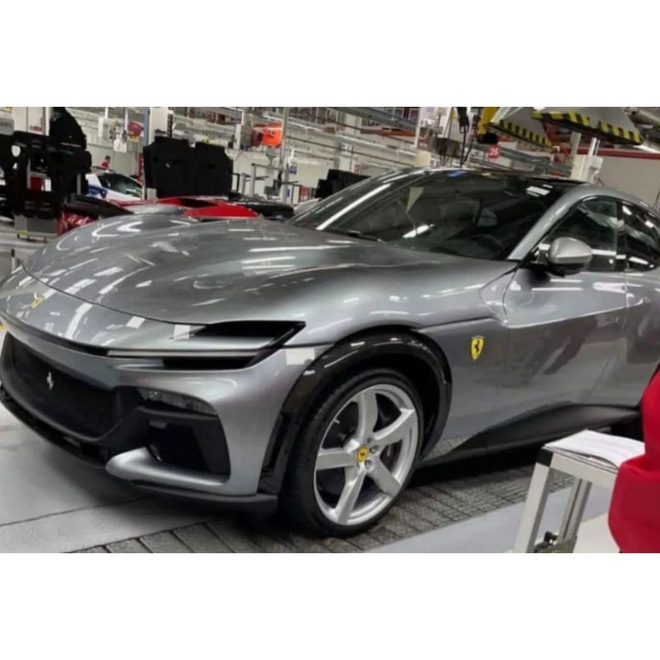 Photoshop Ferrari Purosangue để nhìn ra thiết kế tổng thể: Roma cỡ lớn, có đủ sức cạnh tranh Lamborghini Urus? - Ảnh 1.