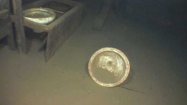 Tìm thấy con tàu dưới đáy hồ lạnh giá sau 130 năm mất tích - Ảnh 2.