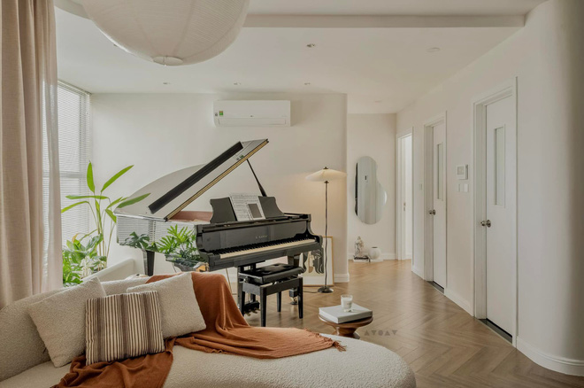 Mua căn hộ 3,7 tỷ, giảng viên piano đập 1 phòng ngủ để nhân đôi phòng khách, chơi tận 5 phong cách nhưng vẫn tinh tế, hài hoà - Ảnh 4.