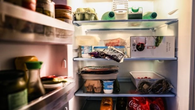 3 món thà bỏ đi chứ đừng bao giờ tích trữ trong tủ lạnh vì có thể chứa formaldehyde, có thể gây bệnh ung thư cho cả gia đình - Ảnh 1.