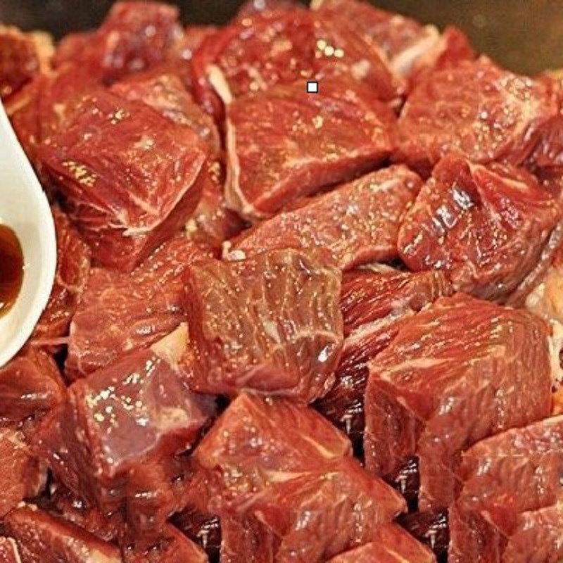 C&aacute;ch l&agrave;m b&ograve; l&uacute;c lắc nướng rau củ mềm thơm lại đậm đ&agrave; hương vị - Ảnh 3.