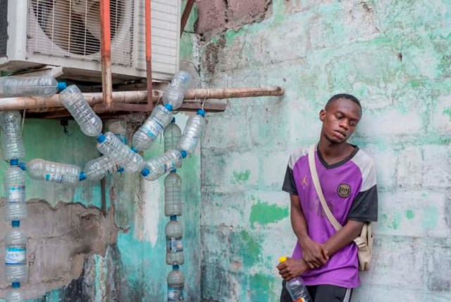 Zombie tràn ngập Congo: Loại ma túy khiến con người quên đi thực tại - Ảnh 1.