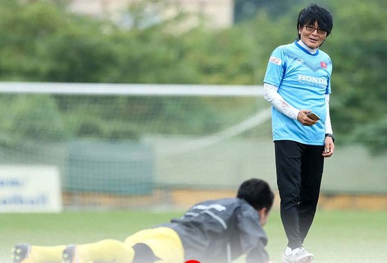 Đội U23 Việt Nam về nước, 3 thành viên ở lại UAE do dương tính với SARS-CoV-2 - Ảnh 1. Đội U23 Việt Nam về nước, 3 thành viên ở lại UAE do dương tính với SARS-CoV-2 - Ảnh 1.