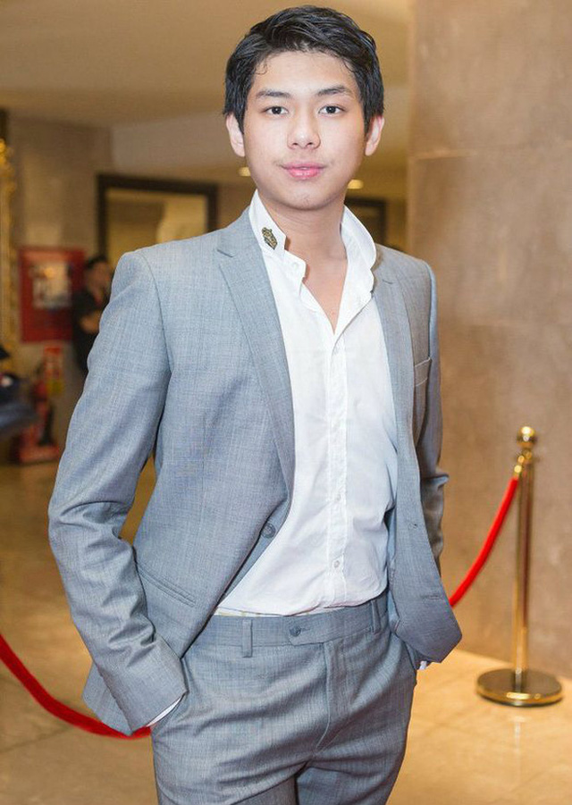  Hiếu Nguyễn - nhân tố quyền lực mới của doanh gia Johnathan Hạnh Nguyễn: 23 tuổi thành cổ đông hãng hàng không, điều hành hàng loạt dự án công nghệ, AI  - Ảnh 1.