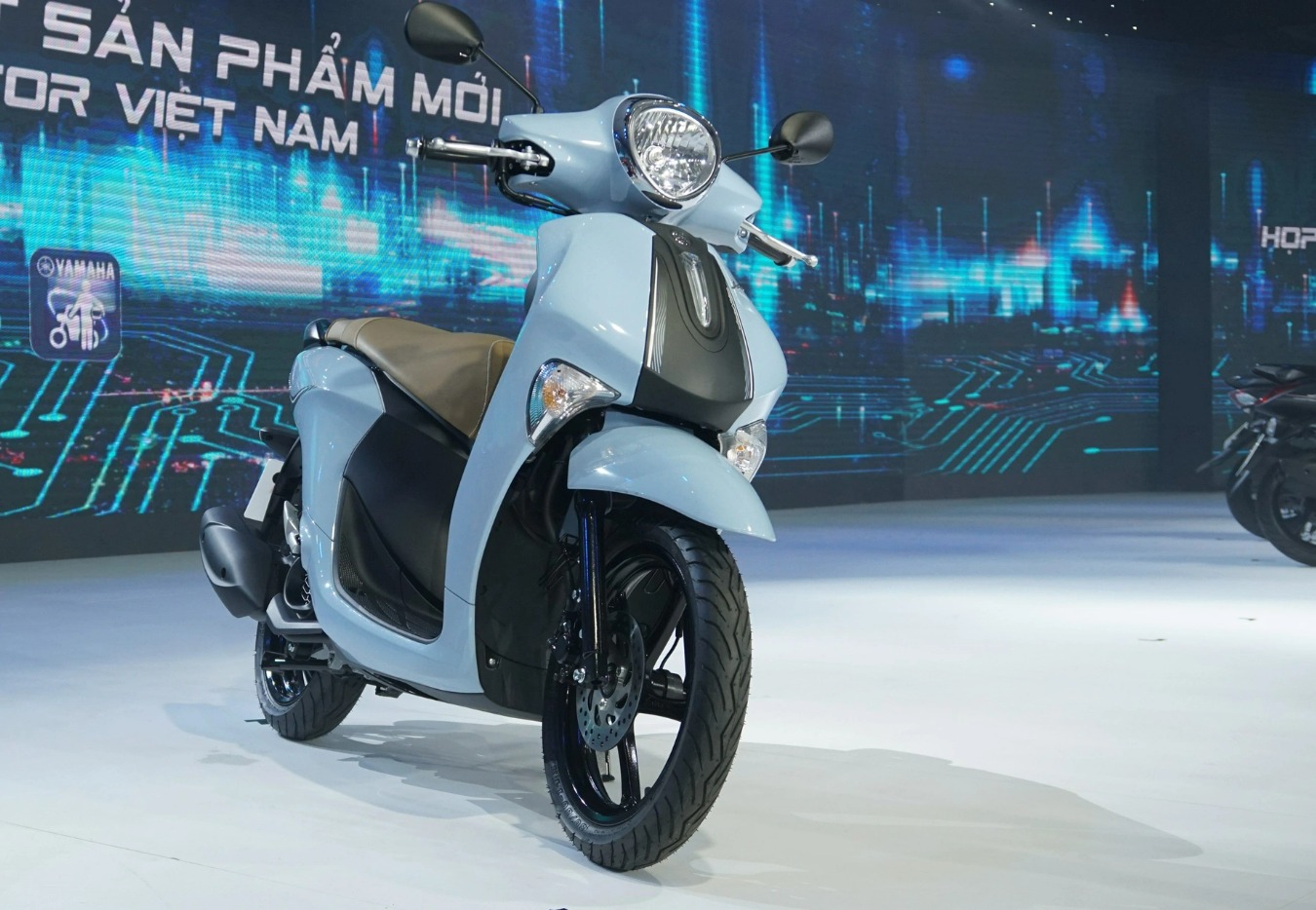 Yamaha Janus 2022 chính thức lộ diện, uống 1,87 lít/100km, giá từ 28 triệu đồng - Ảnh 1.