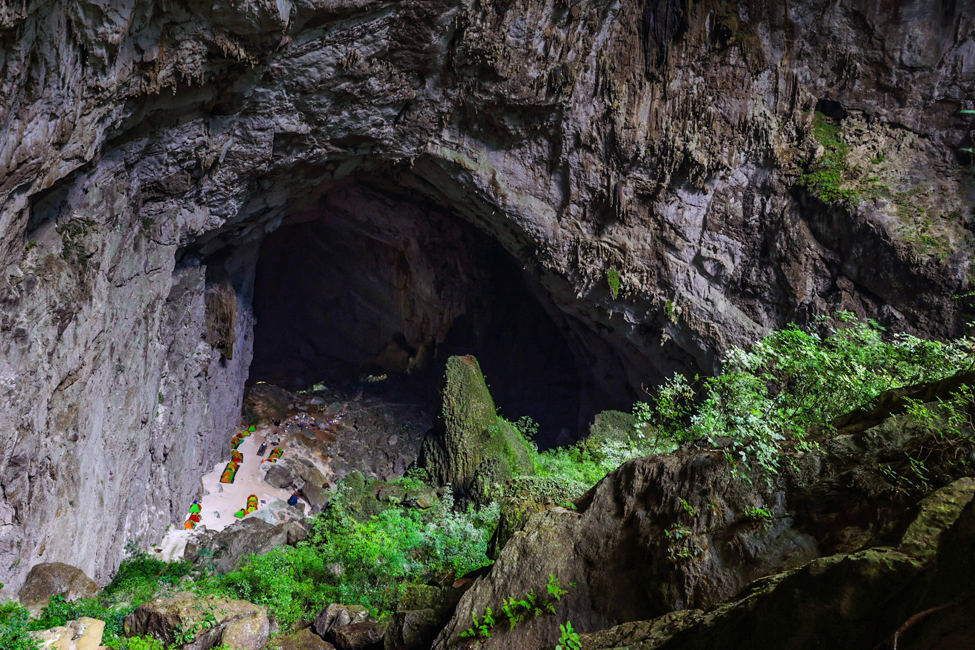 Ngắm vẻ đẹp đầy mê hoặc của hang động Việt vừa được Google vinh danh - Ảnh 2.
