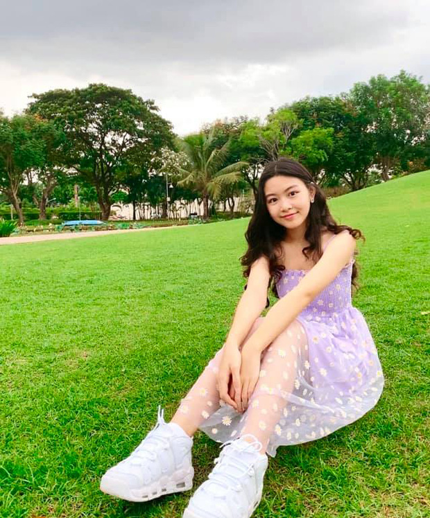Lọ Lem nhà MC Quyền Linh vừa tròn 16 tuổi đã lột xác ngỡ ngàng, sắc vóc cỡ này đi thi Hoa hậu là chuẩn bài rồi - Ảnh 5.