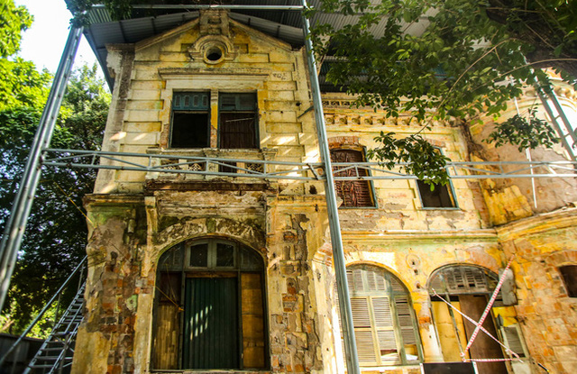 Cận cảnh một trong 600 căn biệt thự cổ được bán ở Hà Nội: Nửa tỷ một mét vuông - Ảnh 12.