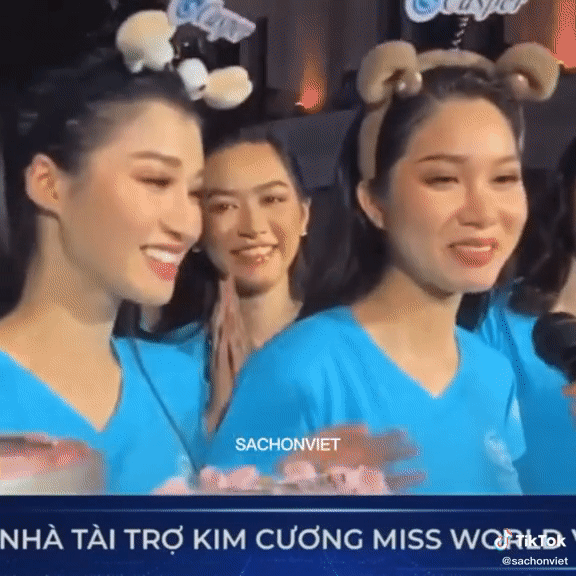Ăn mừng sinh nhật kiểu camera ẩn làm 5 thí sinh Miss World Việt Nam 2022 suýt nữa thì... khóc thét trên sân khấu! - Ảnh 6.