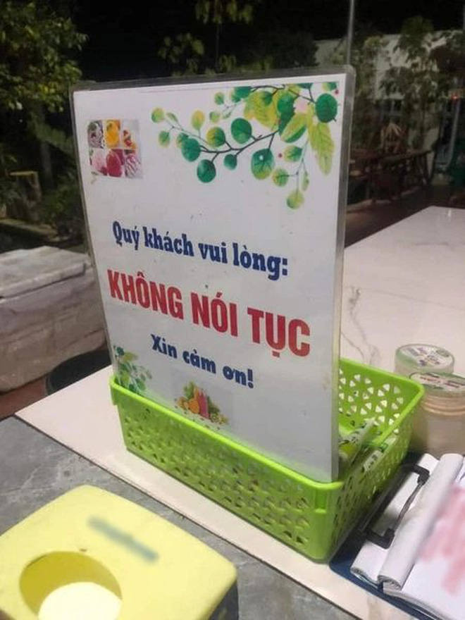 Quán ăn TPHCM để bảng dặn dò nhân viên cực gắt khiến thực khách phải trầm trồ, thậm chí còn doạ đuổi việc nếu vi phạm điều này - Ảnh 2.