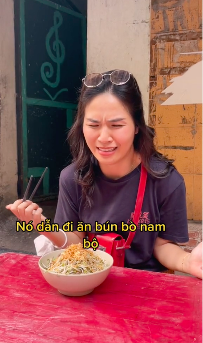 Ra Hà Nội du lịch được bạn dẫn đi ăn bún bò Nam Bộ, cô gái TPHCM khóc ròng còn dân mạng thì tranh cãi dữ dội - Ảnh 3.