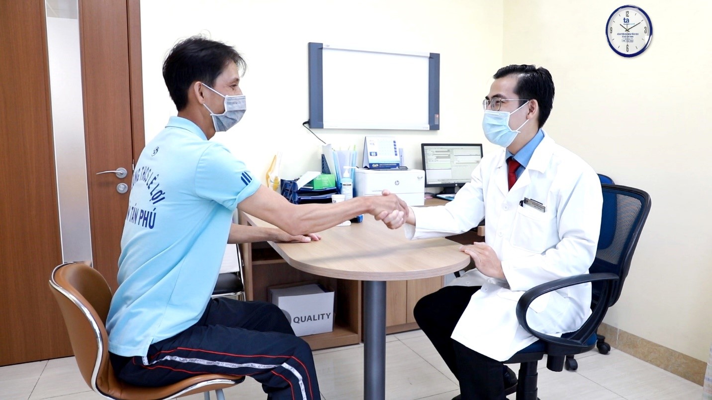 Căn bệnh nhiều người mắc, tỷ lệ ở nữ cao gấp 7 lần nam: Dấu hiệu ban đầu rất dễ bị bỏ qua - Ảnh 1.