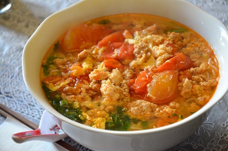 Delicious dishes every day: How to cook simple but delicious crab noodle soup - Photo 1.