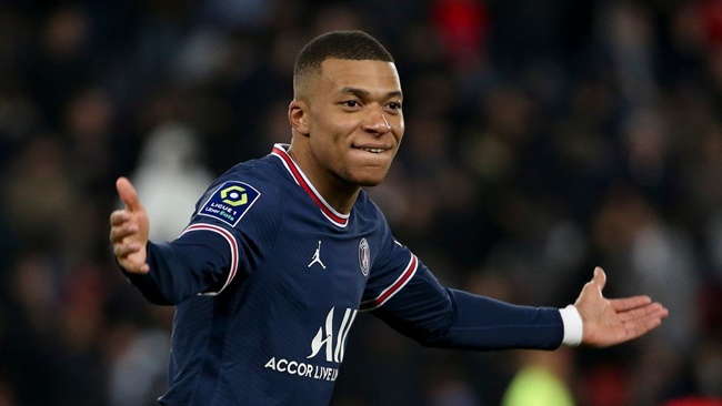 PSG chốt lương 800.000 bảng/tuần cho Mbappe - Ảnh 1.