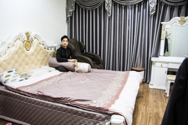 Ngọc Sơn tuổi 54: Sống một mình trong dinh thự 400 tỷ, có biệt thự cho thuê ở Hà Nội - Ảnh 4. Ngọc Sơn tuổi 54: Sống một mình trong dinh thự 400 tỷ, có biệt thự cho thuê ở Hà Nội - Ảnh 4.