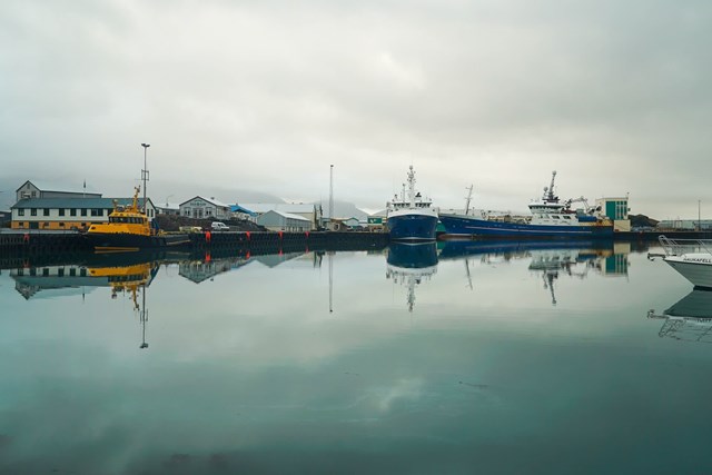Cú rơi giữa đại dương: Iceland và câu chuyện mực nước đảo ngược - Ảnh 7.