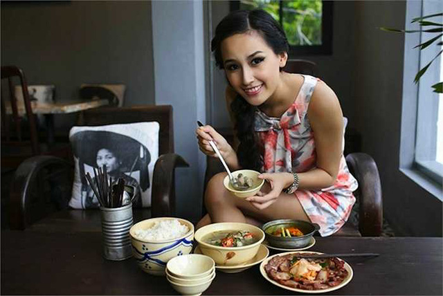 Sao Việt lấn sân kinh doanh: Mai Phương Thúy từ bà chủ chuỗi nhà hàng đến bà hoàng chứng khoán - Ảnh 4.