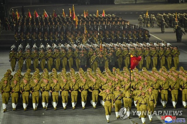  Phu nhân ông Kim Jong-un gây ấn tượng khi xuất hiện với dung nhan yêu kiều  - Ảnh 7.