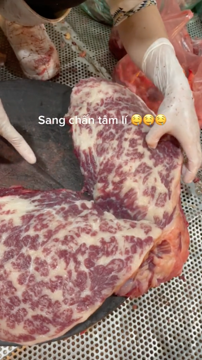 Phần thịt bò khiến nhiều người thi nhau săn lùng, cả con bò cũng chỉ có 1 miếng - Ảnh 4.