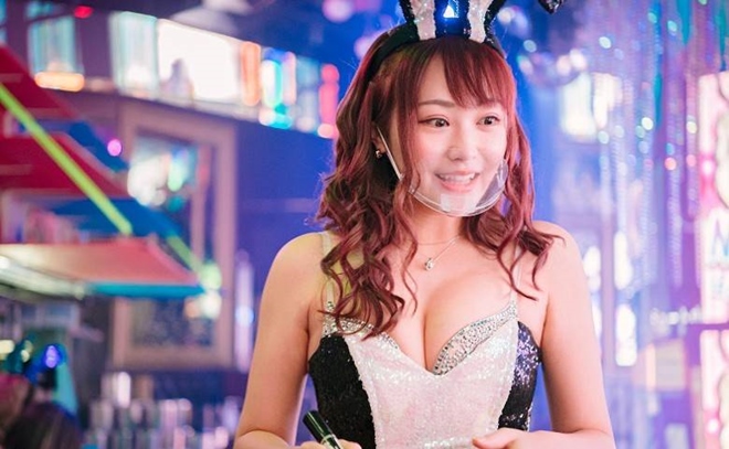 Sao nữ đen đủi nhất: Bị 40.000 đơn khiếu nại, khốn đốn dùng cả thanh xuân làm việc trả nợ - Ảnh 8. Sao nữ đen đủi nhất: Bị 40.000 đơn khiếu nại, khốn đốn dùng cả thanh xuân làm việc trả nợ - Ảnh 8.