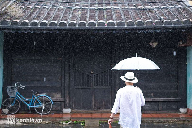 Tình trạng du lịch Huế - Đà Nẵng mấy ngày qua: Du khách “khóc thét” vì thời tiết  - Ảnh 12.