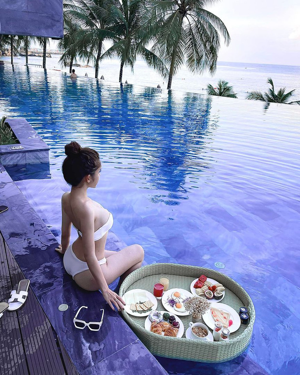 Đại chiến bikini của hội gái đẹp nóng hừng hực: Đường cong nhiều hơn đường đua! - Ảnh 7.