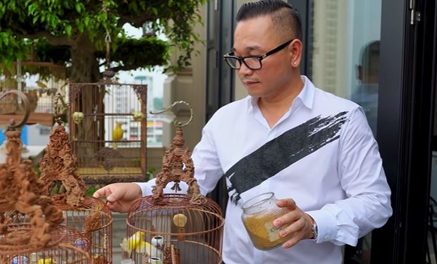 Đại gia Hà Nội cưỡi Rolls Royce, bỏ 410 triệu mua tổ chim non đột biến, hơn 10 tỷ sắm lồng - Ảnh 6.
