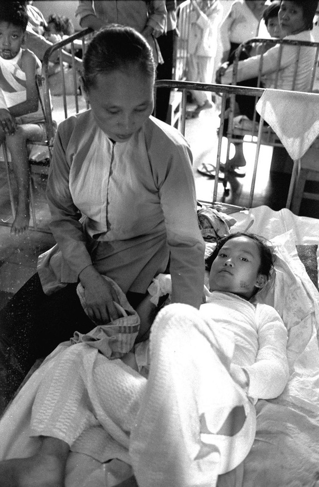 Cuộc sống hiện tại của “Em bé Napalm” 50 năm sau bức ảnh gây chấn động thế giới giờ ra sao? - Ảnh 2.