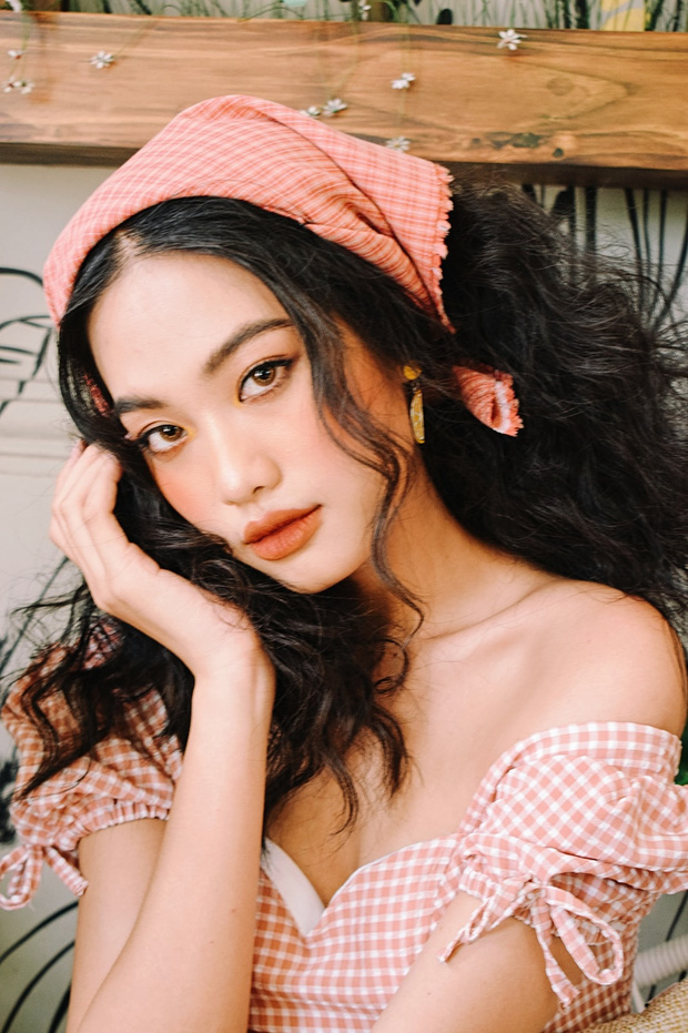 Danh tính gái xinh tình tứ “vào khách sạn” với Hồ Quang Hiếu: Nhan sắc cực bén, top 22 Hoa hậu Việt Nam 2020 - Ảnh 7.