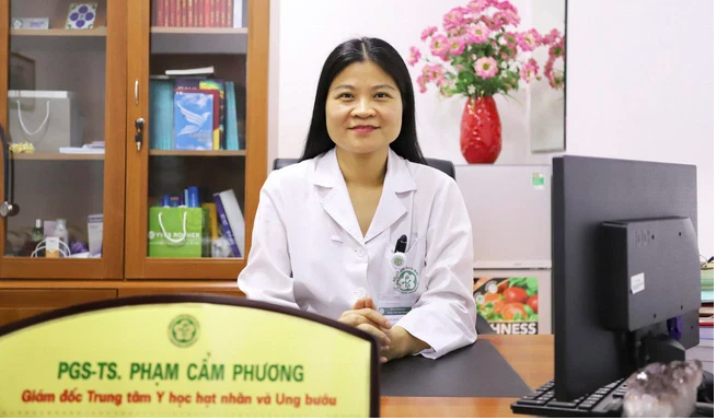 2 anh em cùng mắc ung thư dạ dày: PGS chỉ ra cách phát hiện sớm, chữa khỏi hoàn toàn - Ảnh 1.