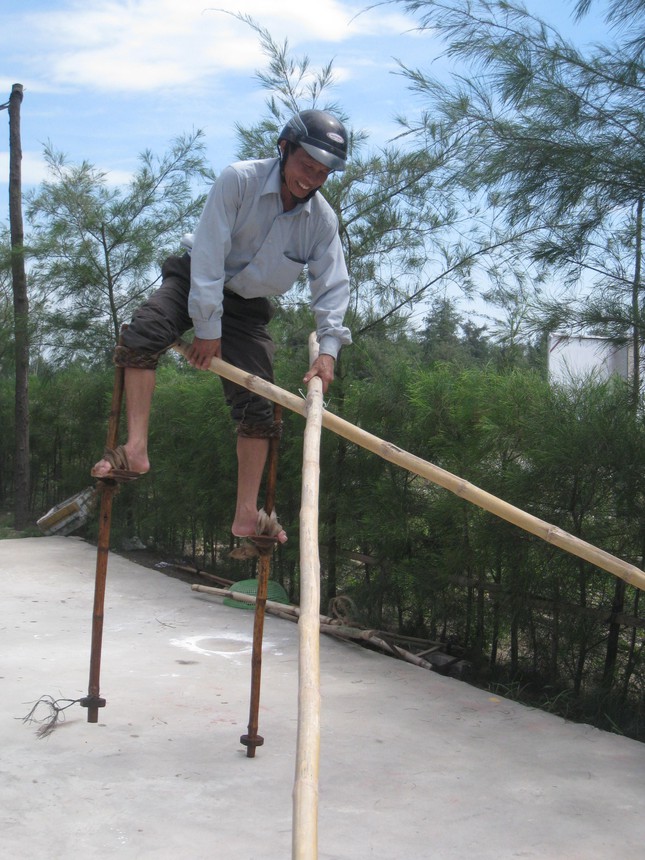   Nam Dinh stilts - Photo 4.