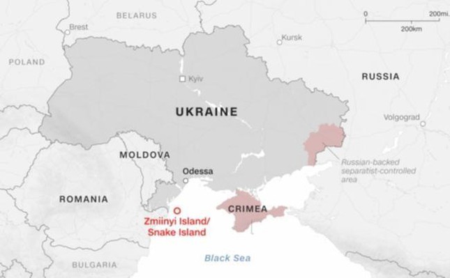 NY Times: Nga giành quyền kiểm soát phần lớn khu vực miền Đông Ukraine - Ảnh 2.