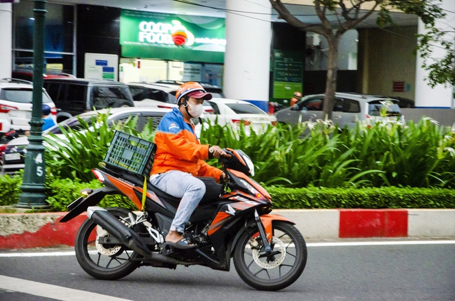 Cảnh báo: Chiêu trò lừa đảo tinh vi nhắm vào các shipper, không cẩn thận dễ nhận ngay trái đắng!  - Ảnh 1.