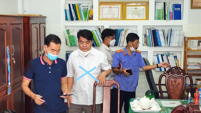 Hàng loạt giám đốc CDC cùng thuộc cấp bị bắt vì dính đến Công ty Việt Á - Ảnh 1.