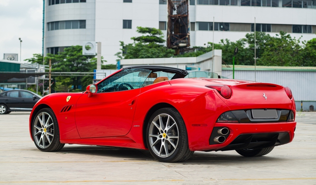 Một trong 4 chiếc Ferrari California hiếm hoi tại Việt Nam rao bán với giá hơn 10 tỷ đồng  - Ảnh 2.