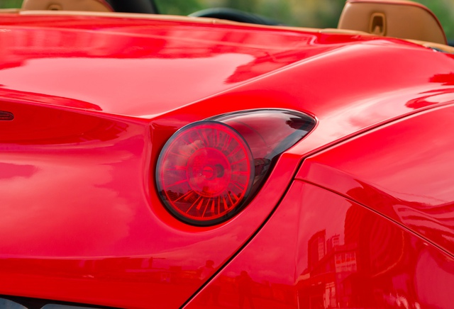 Một trong 4 chiếc Ferrari California hiếm hoi tại Việt Nam rao bán với giá hơn 10 tỷ đồng  - Ảnh 16.