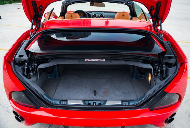 Một trong 4 chiếc Ferrari California hiếm hoi tại Việt Nam rao bán với giá hơn 10 tỷ đồng  - Ảnh 18.