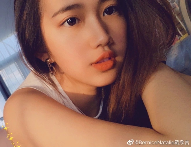 Con gái ác nhân kinh điển TVB: 21 tuổi là công chúa xinh nhất Hong Kong, nhìn diện mạo như minh tinh - Ảnh 5.