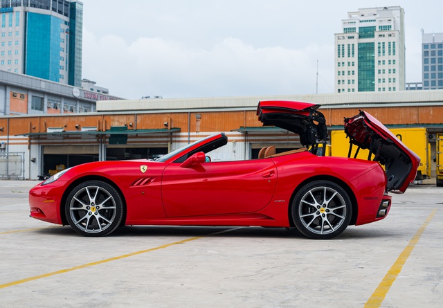 Một trong 4 chiếc Ferrari California hiếm hoi tại Việt Nam rao bán với giá hơn 10 tỷ đồng  - Ảnh 10.