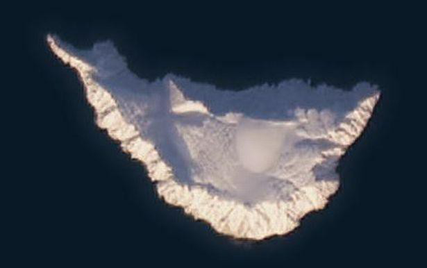 Google Maps giấu nhẹm hòn đảo bí ẩn của Nga thổi bùng thuyết âm mưu về một căn cứ tuyệt mật  - Ảnh 2.